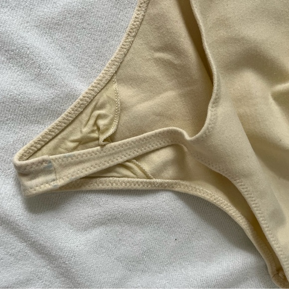 Aritzia Sunday Best Bodysuit - Picture 6 of 6